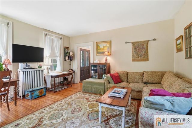 706 Old York Road, Hightstown, NJ 08520
