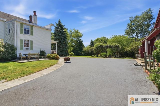 706 Old York Road, Hightstown, NJ 08520