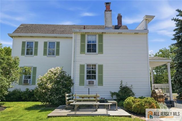 706 Old York Road, Hightstown, NJ 08520