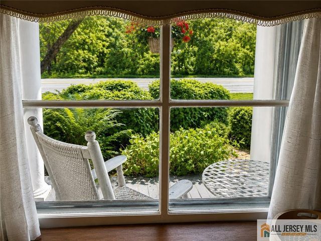 706 Old York Road, Hightstown, NJ 08520