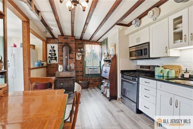 706 Old York Road, Hightstown, NJ 08520