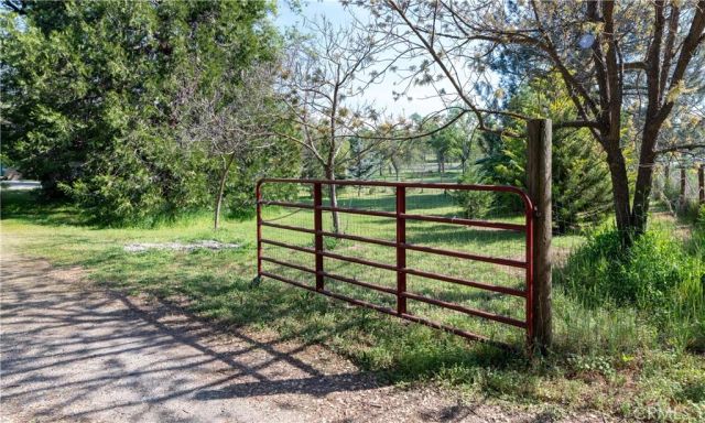 42655 Highway 49, Ahwahnee, CA 93601