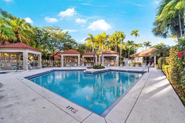 972 NW 92nd Ter, Plantation, FL 33324