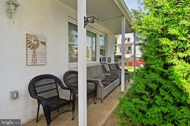 1625 PARK AVE, Willow Grove, PA 19090