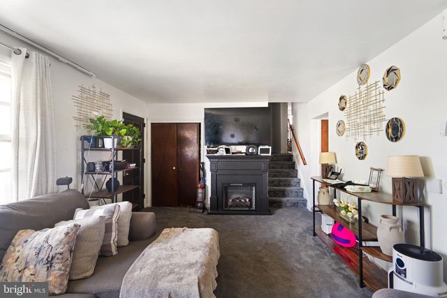 1625 PARK AVE, Willow Grove, PA 19090