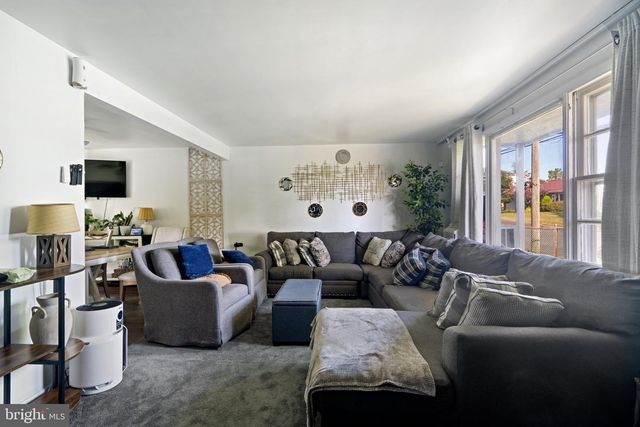 1625 PARK AVE, Willow Grove, PA 19090