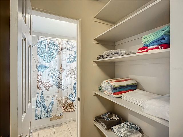 5703 18 STREET W, Bradenton, FL 34207