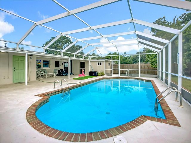 5703 18 STREET W, Bradenton, FL 34207