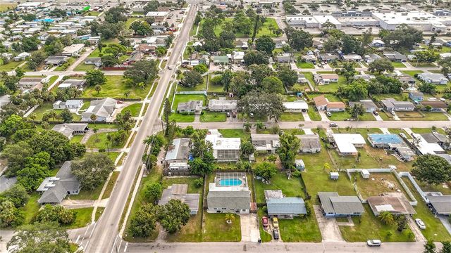 5703 18 STREET W, Bradenton, FL 34207