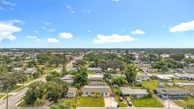 5703 18 STREET W, Bradenton, FL 34207