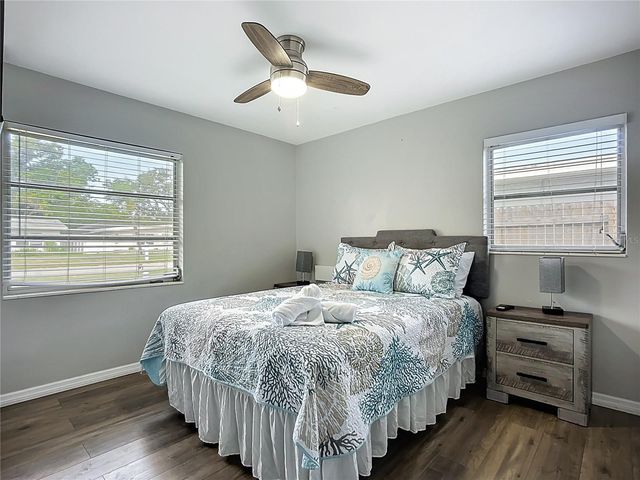 5703 18 STREET W, Bradenton, FL 34207