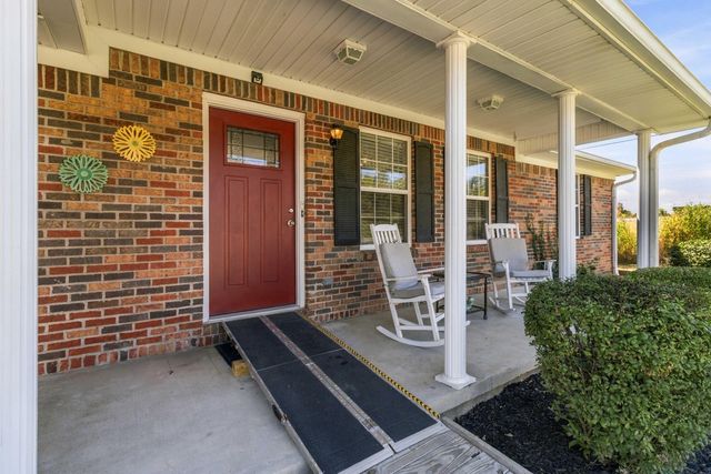 311 Chickasaw Trail, Stanford, KY 40484