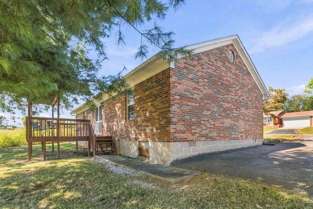 311 Chickasaw Trail, Stanford, KY 40484