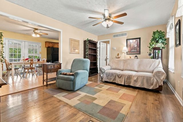 311 Chickasaw Trail, Stanford, KY 40484
