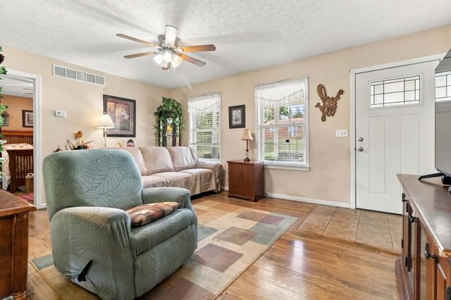 311 Chickasaw Trail, Stanford, KY 40484