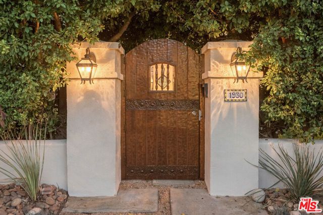 1930 N RODNEY Drive 1930, Los Angeles, CA 90027