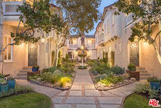 1930 N RODNEY Drive 1930, Los Angeles, CA 90027