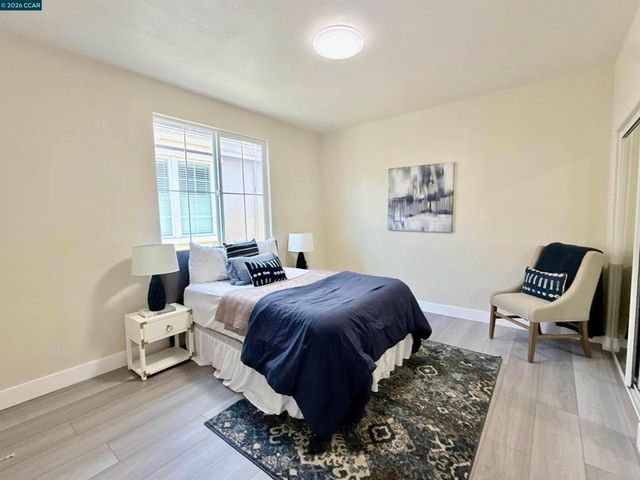 7240 Willow Creek Cir, Vallejo, CA 94591