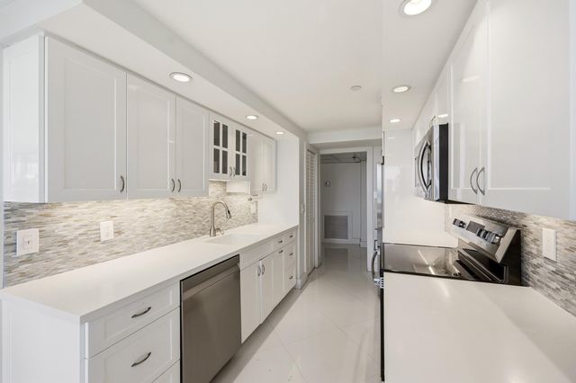 3400 S Ocean Boulevard 2fii, Palm Beach, FL 33480