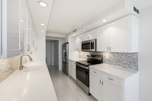 3400 S Ocean Boulevard 2fii, Palm Beach, FL 33480