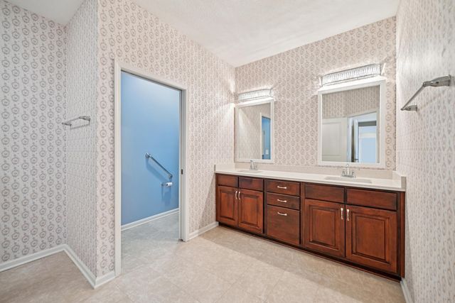 212 Eisley Lane, Marysville, OH 43040