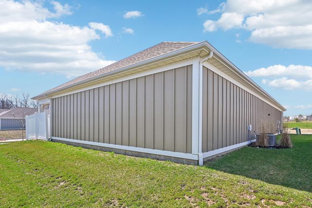 212 Eisley Lane, Marysville, OH 43040