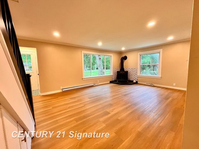 1450 Timothy Street, Saginaw Twp, MI 48638