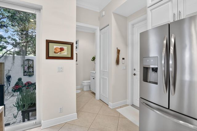 1508 SE 2nd Court B, Fort Lauderdale, FL 33301