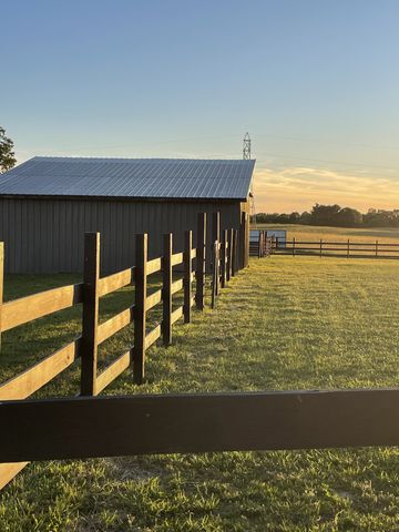 9533 Buttermilk Ridge Rd, Lawrenceburg, TN 38464