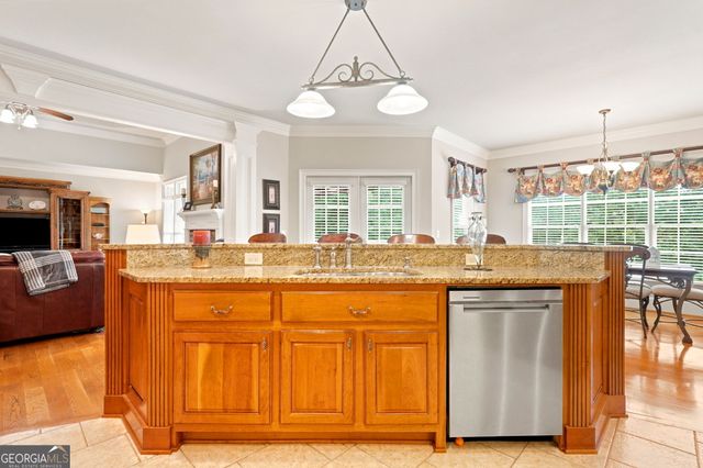 135 Amy Lane, Canton, GA 30115