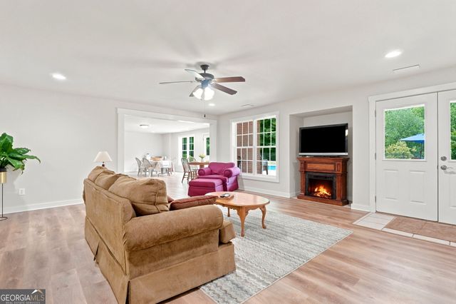 135 Amy Lane, Canton, GA 30115