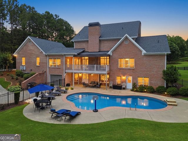 135 Amy Lane, Canton, GA 30115