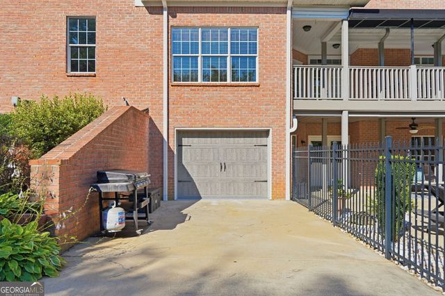 135 Amy Lane, Canton, GA 30115