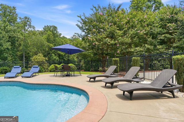 135 Amy Lane, Canton, GA 30115