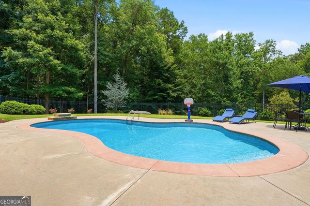 135 Amy Lane, Canton, GA 30115