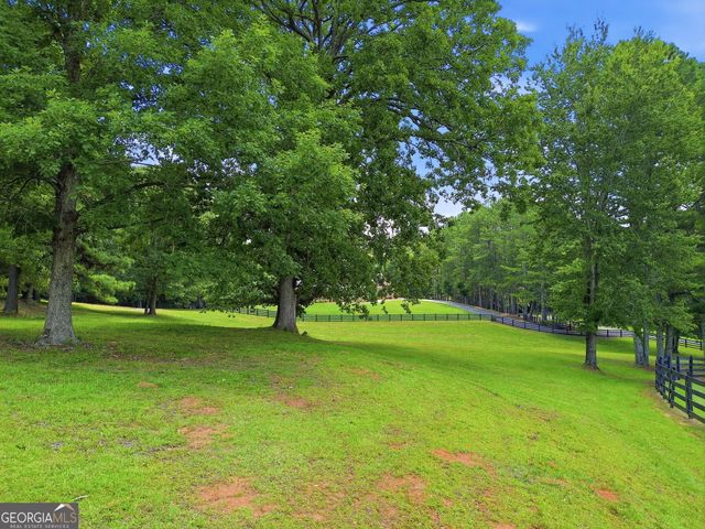 135 Amy Lane, Canton, GA 30115