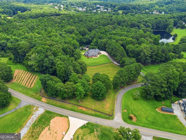 135 Amy Lane, Canton, GA 30115