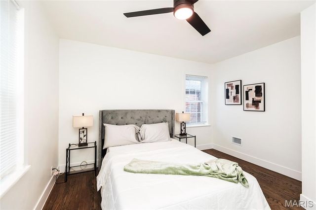 6609 Pernod Avenue, St Louis, MO 63139