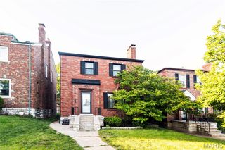 6609 Pernod Avenue, St Louis, MO 63139