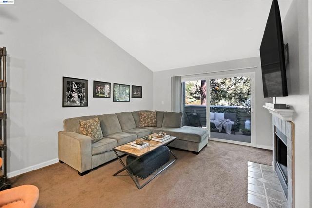 200 Reflections Dr 23, San Ramon, CA 94583