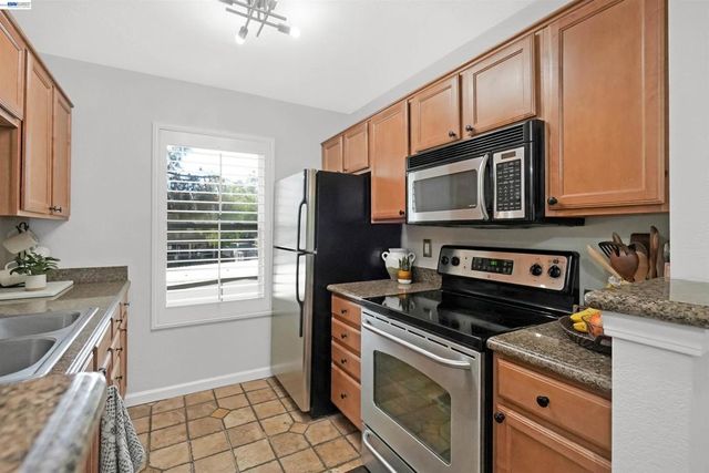 200 Reflections Dr 23, San Ramon, CA 94583