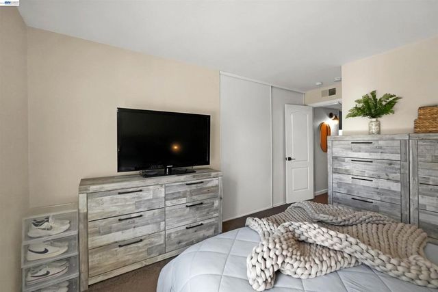 200 Reflections Dr 23, San Ramon, CA 94583