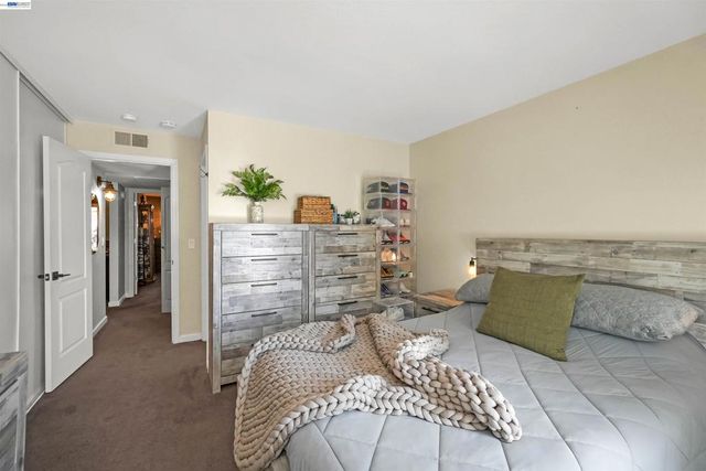 200 Reflections Dr 23, San Ramon, CA 94583