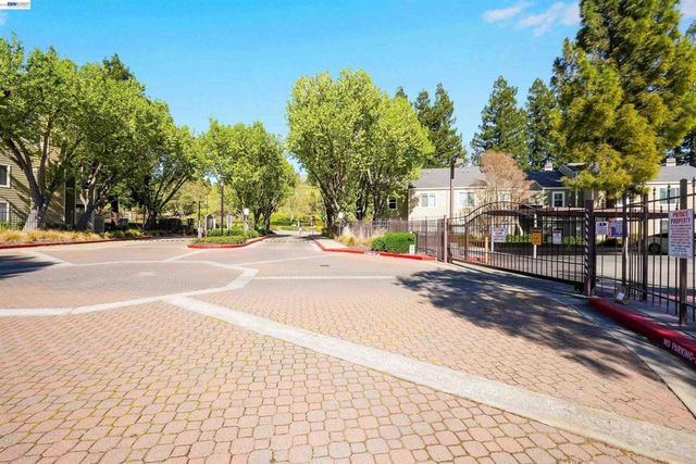 200 Reflections Dr 23, San Ramon, CA 94583