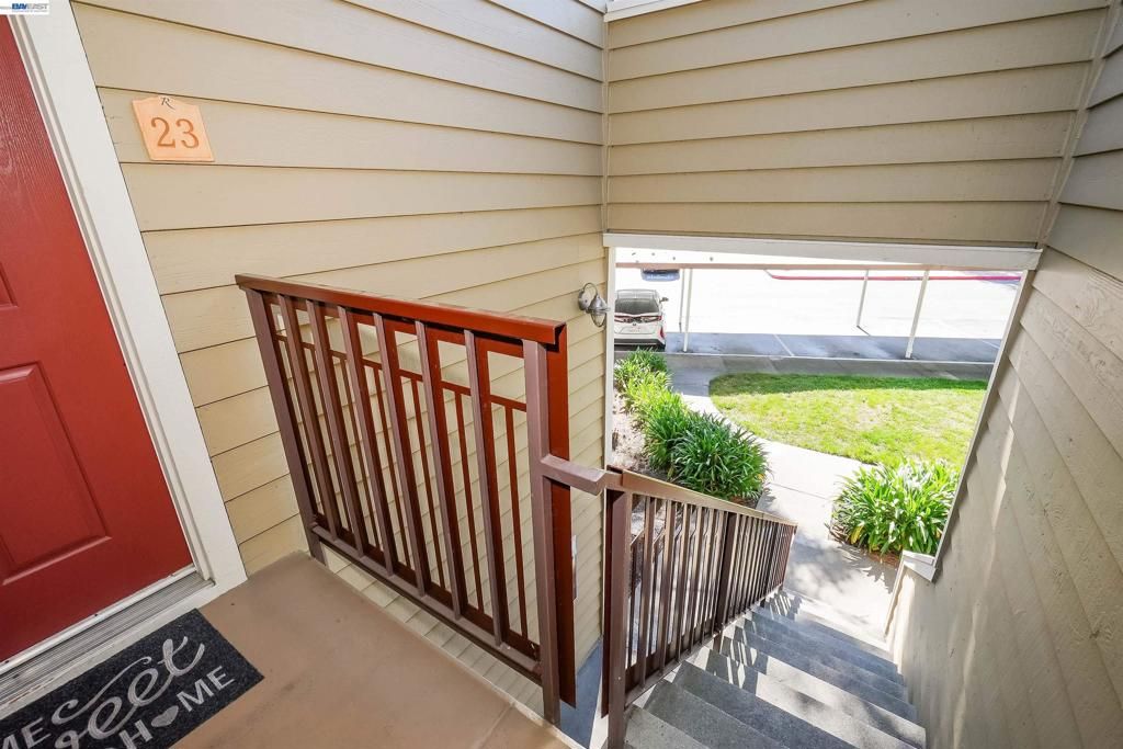 Image 12 of property listing at 200 Reflections Dr 23, San Ramon, CA 94583