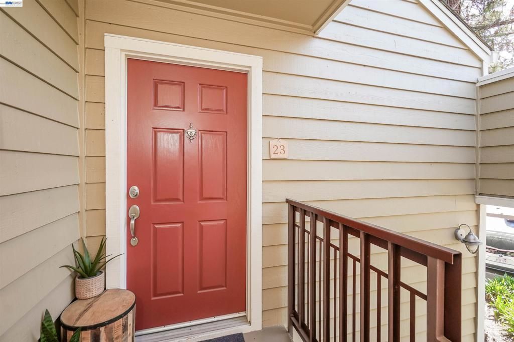 Image 13 of property listing at 200 Reflections Dr 23, San Ramon, CA 94583