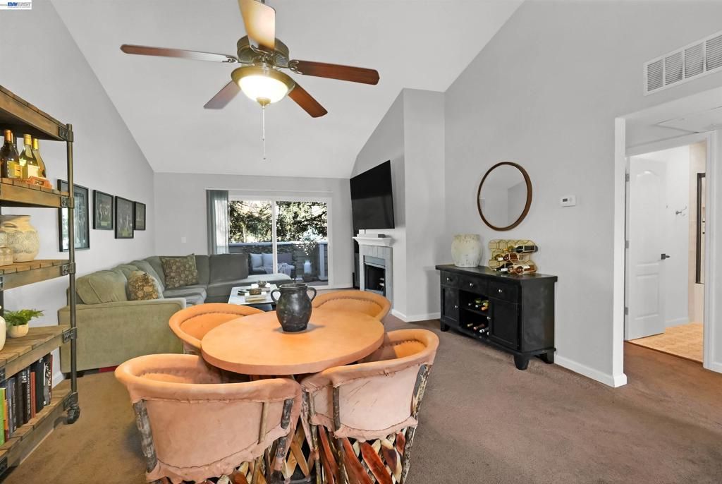 Image 16 of property listing at 200 Reflections Dr 23, San Ramon, CA 94583