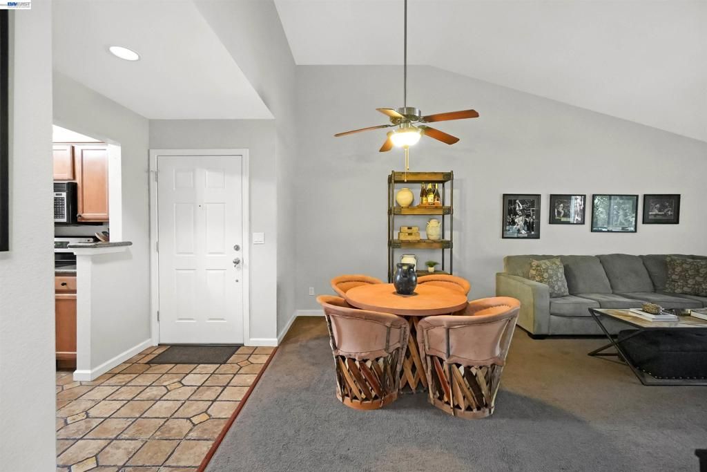 Image 18 of property listing at 200 Reflections Dr 23, San Ramon, CA 94583