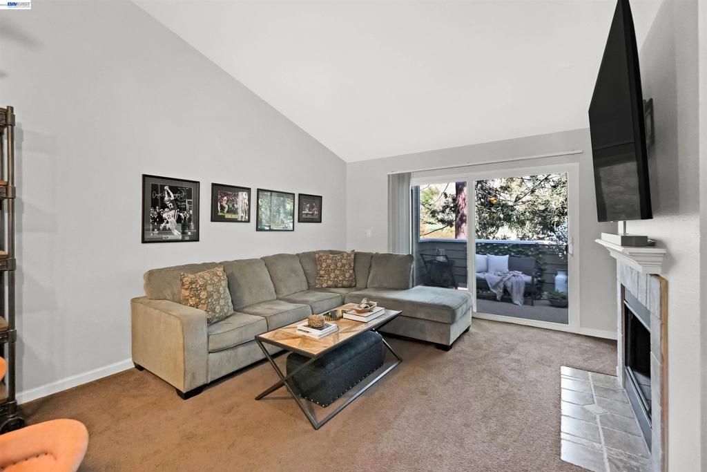 Image 19 of property listing at 200 Reflections Dr 23, San Ramon, CA 94583