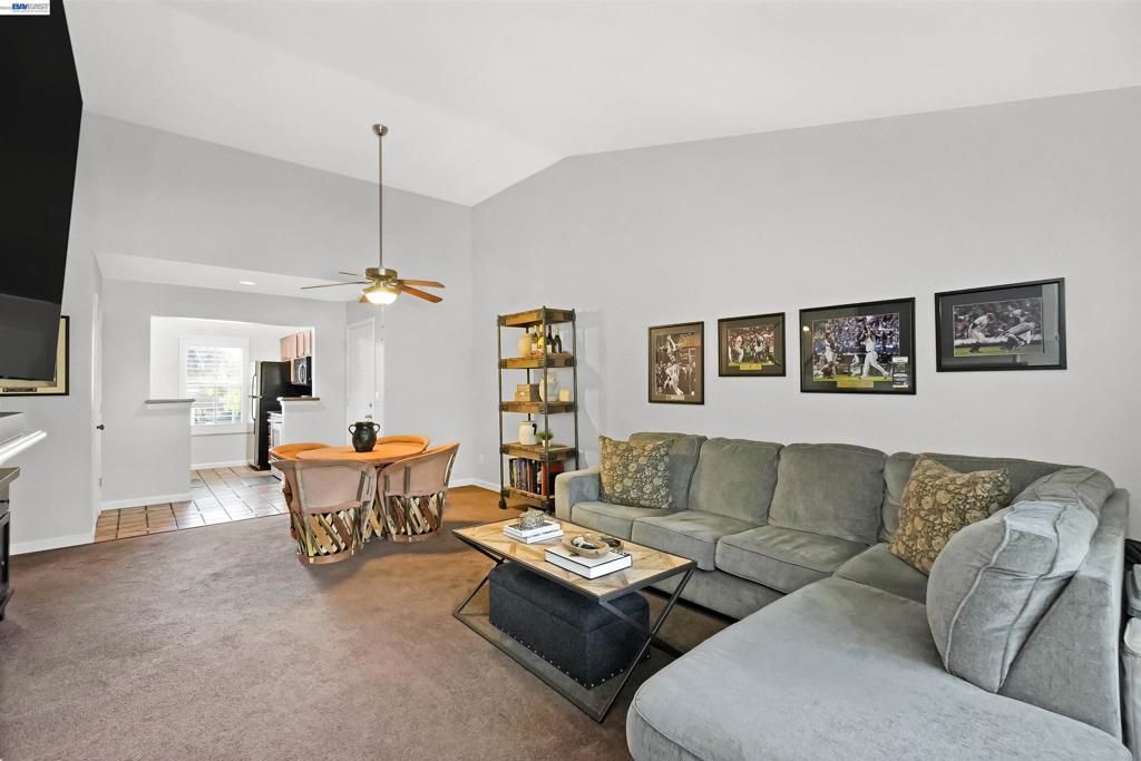 Image 20 of property listing at 200 Reflections Dr 23, San Ramon, CA 94583